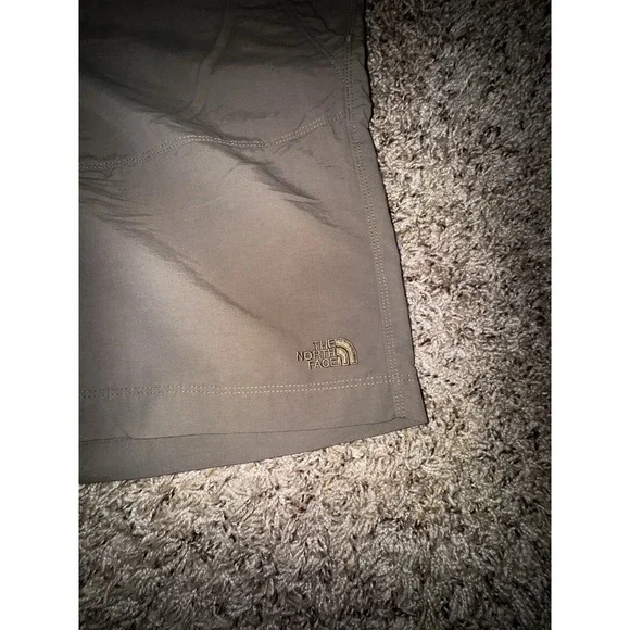 The North Face Men's Green Slash‎ Pocket Outdoor Casual Cargo Shorts Size 36 - Picture 2 of 7
